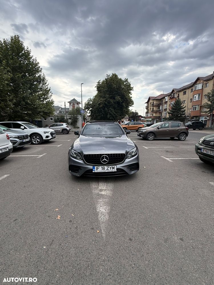 Mercedes-Benz E 220 d Aut. - 1