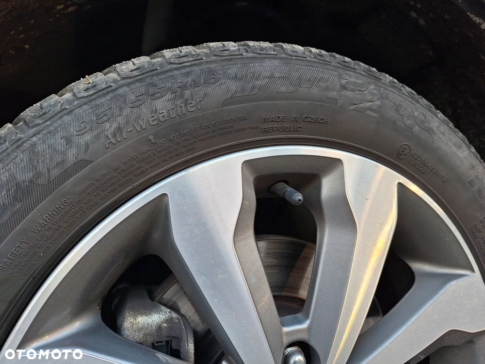 Kia Stonic 1.0 T-GDI M - 27