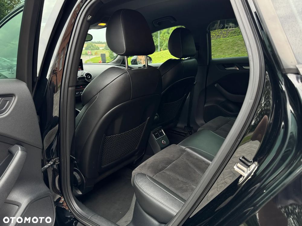 Audi A3 Sportback 2.0 TDI S tronic S line Sportpaket - 16