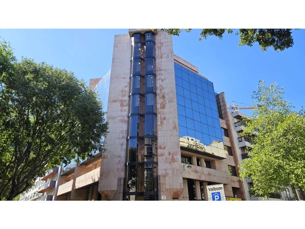 Escritório em open space com 406m2 - Avenidas Novas, Lisboa - Grande imagem: 2/6
