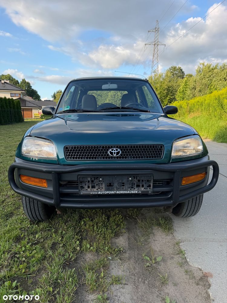 Toyota RAV4 2.0 - 3