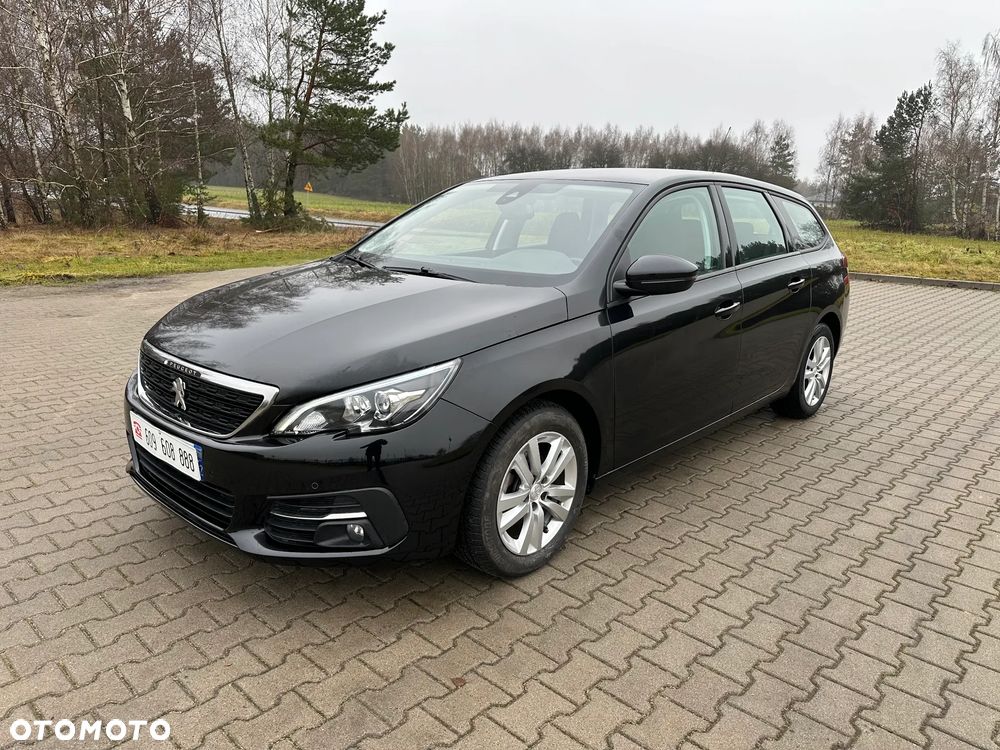 Peugeot 308 - 1