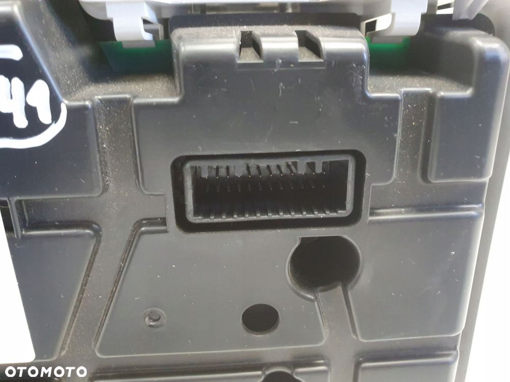 Renault Clio IV 0.9 TCE benzyna LICZNIK ZEGARY Europa 248105888R - 7