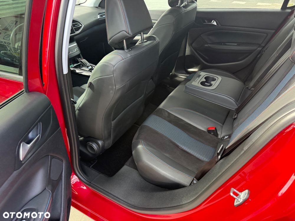 Peugeot 308 PureTech 130 GPF EAT8 Stop & Start Allure Pack - 10