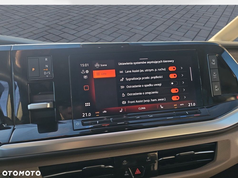 Volkswagen Multivan 2.0 TDI L1 Style DSG - 25