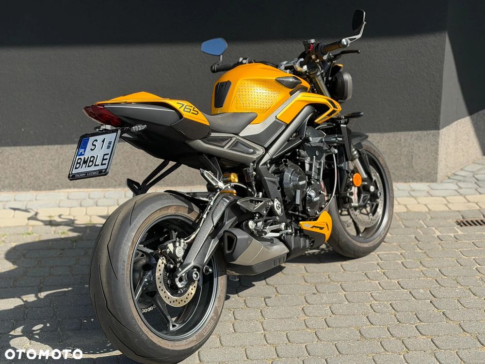 Triumph Street Triple - 6