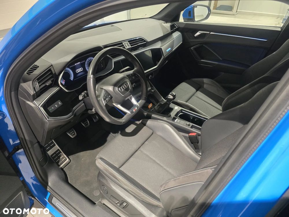 Audi Q3 35 TDI Quattro S Line - 10