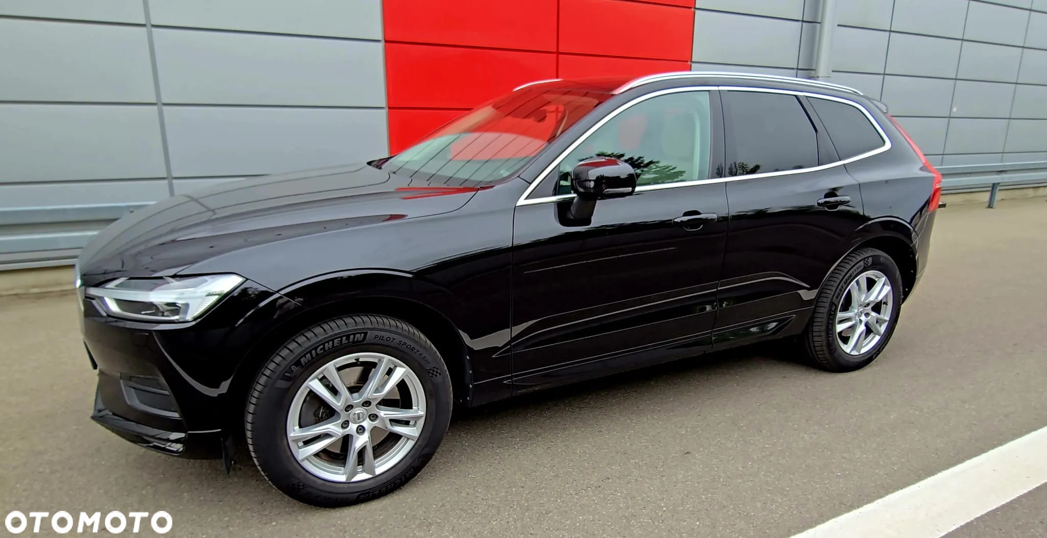 Volvo XC 60 T5 AWD Momentum - 6