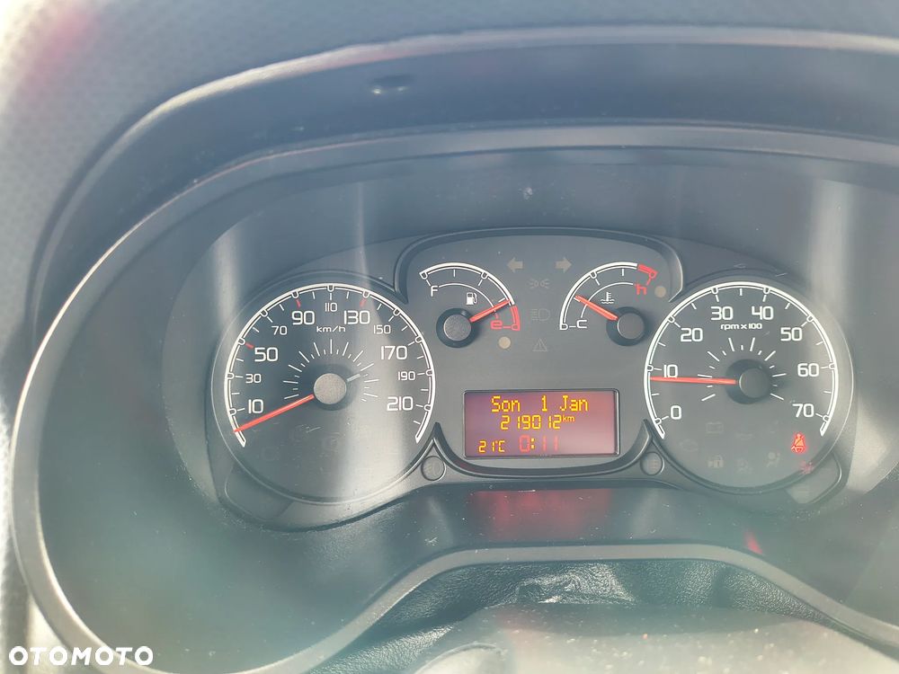 Fiat Doblo - 19