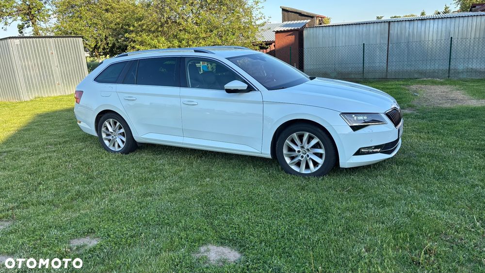 Skoda Superb 2.0 TDI Style - 4
