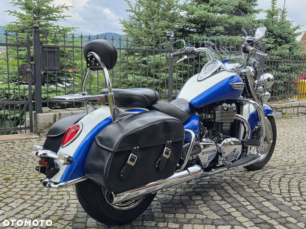 Triumph Thunderbird - 4