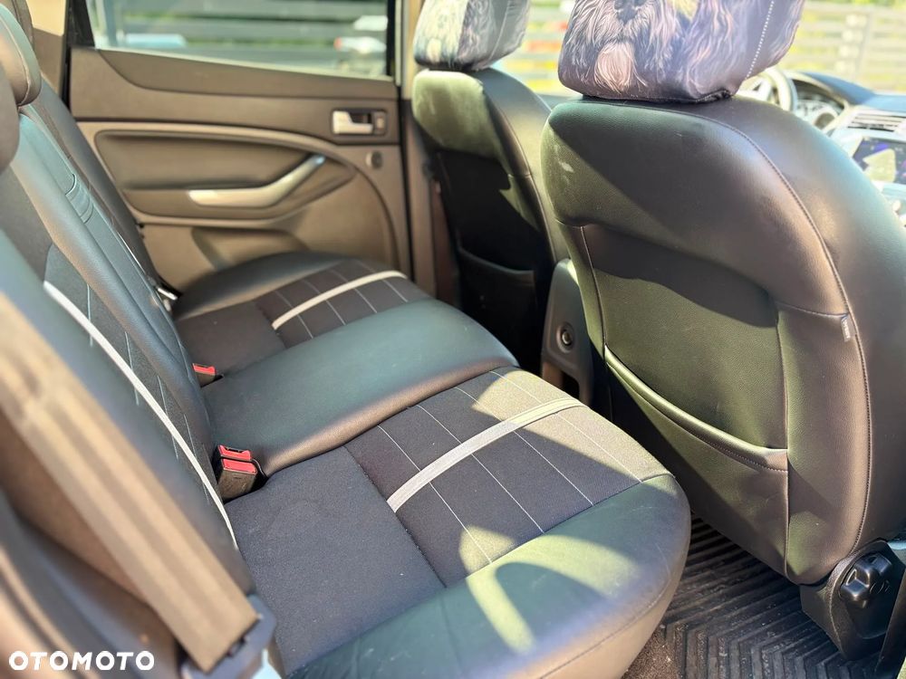 Ford Kuga 2.0 TDCi 4WD Trend - 17