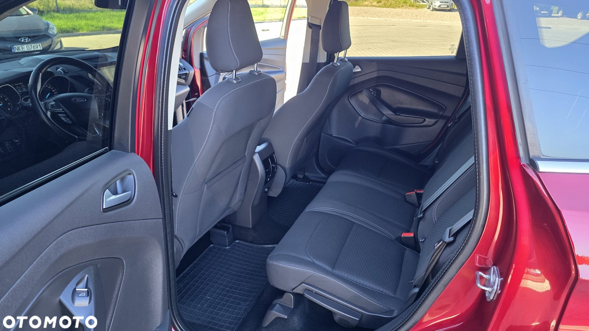 Ford Kuga 1.5 EcoBoost 2x4 Cool & Connect - 24