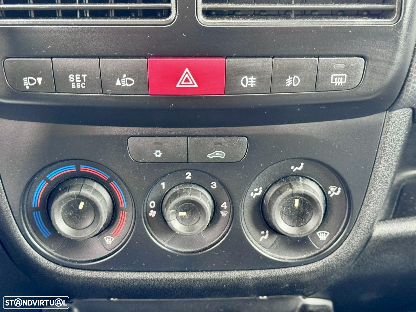 Fiat Doblo 1.3 M-Jet 7L Start&Stop - 12