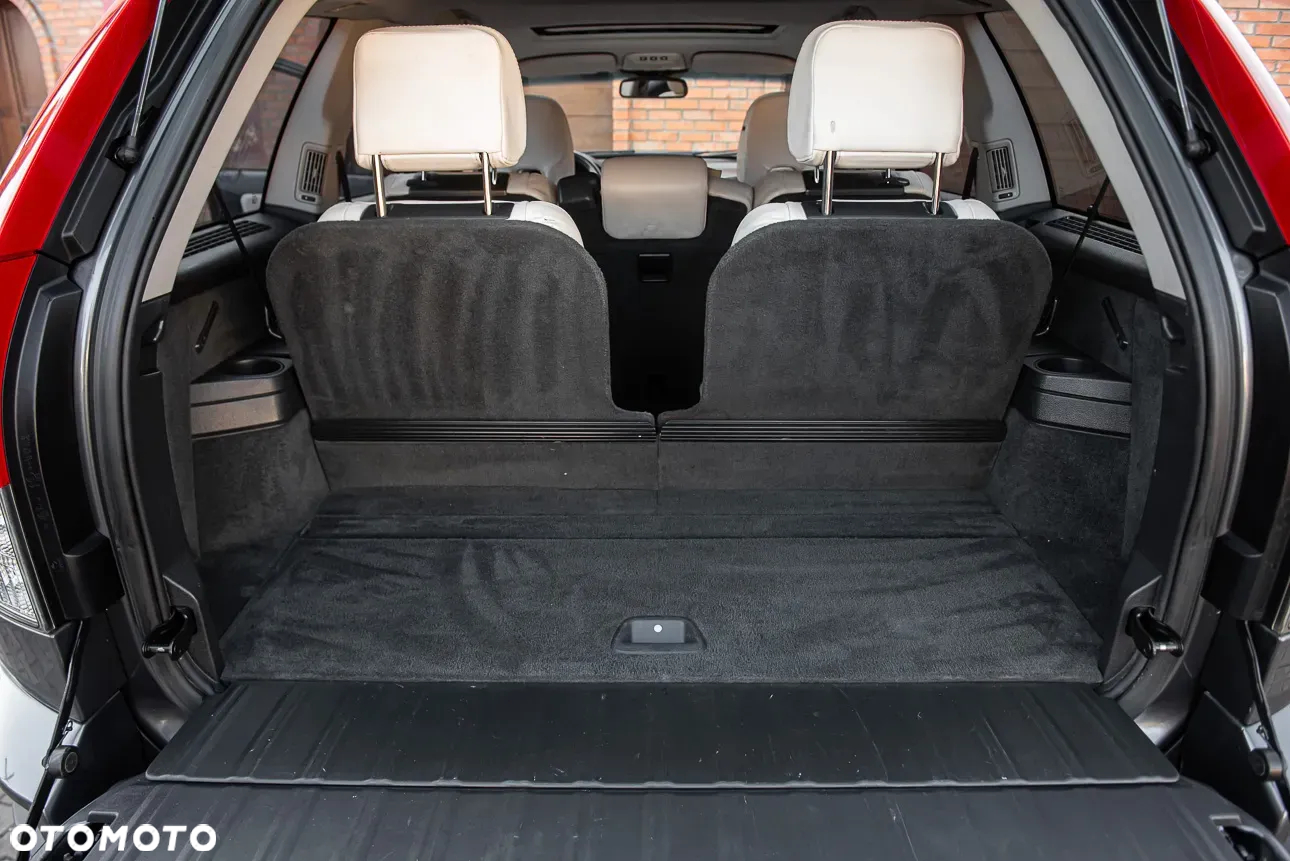 Volvo XC 90 - 31