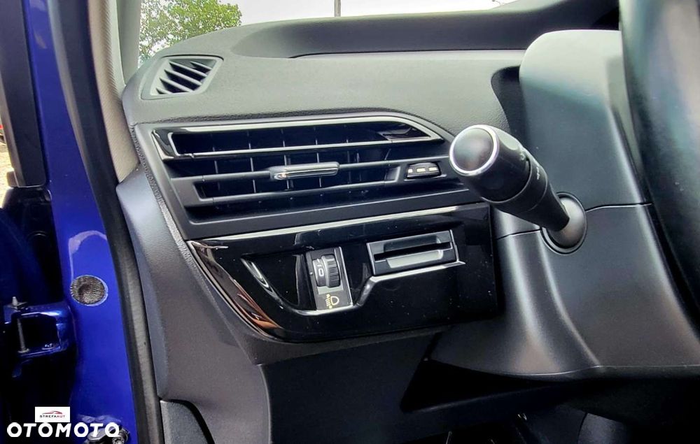 Citroën C4 Grand Picasso - 23