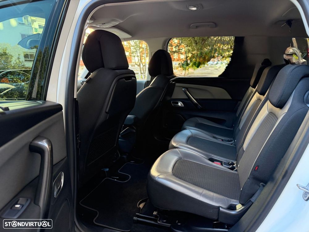 Citroën C4 Grand Picasso PureTech 130 Stop&Start Exclusive - 22