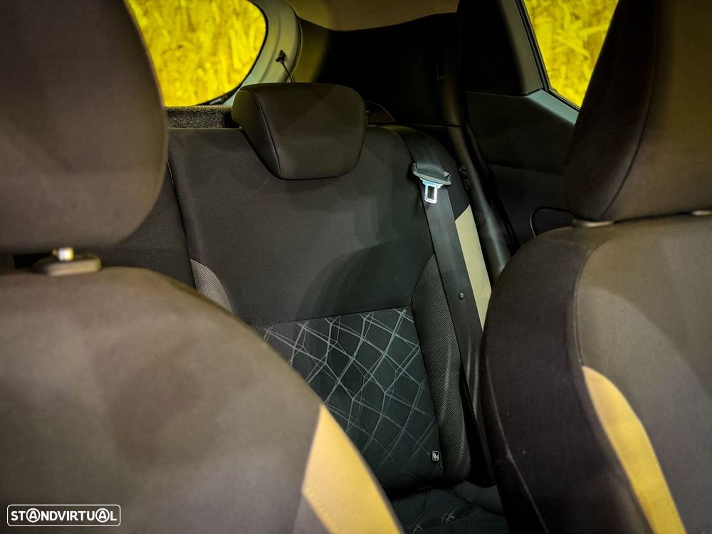 Nissan Micra 1.5 dCi N-Connecta Lifestyle S/S - 19