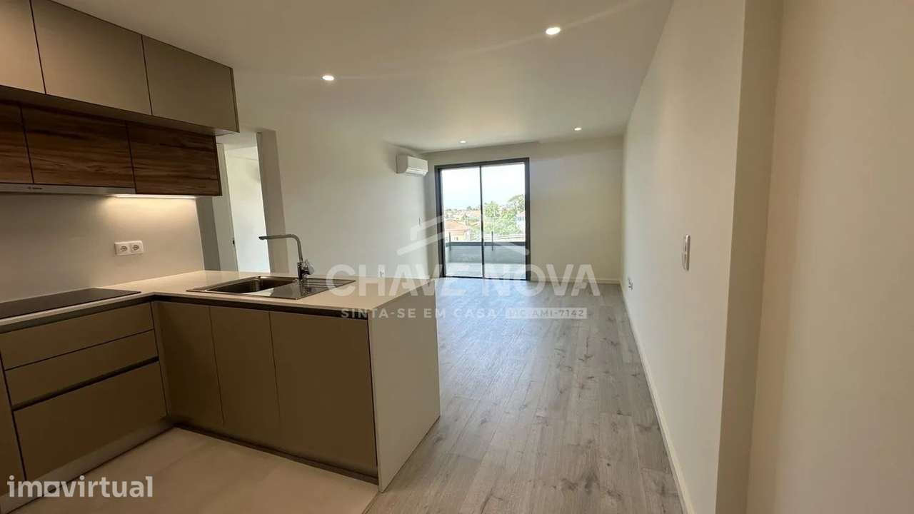 T1 Novo c/ Lugar de Garagem e Arrumos em Canidelo - Grande imagem: 2/16