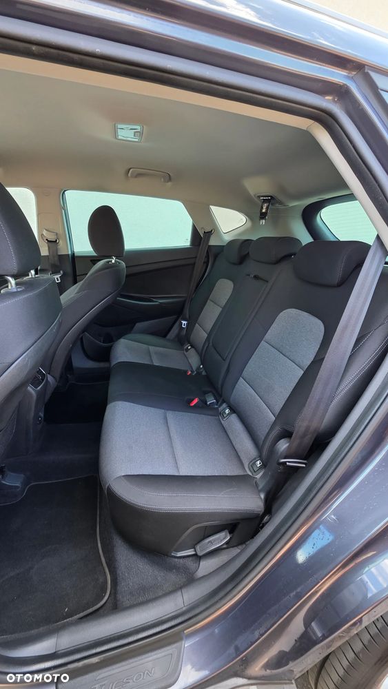 Hyundai Tucson blue 1.6 CRDi 2WD Pure - 13