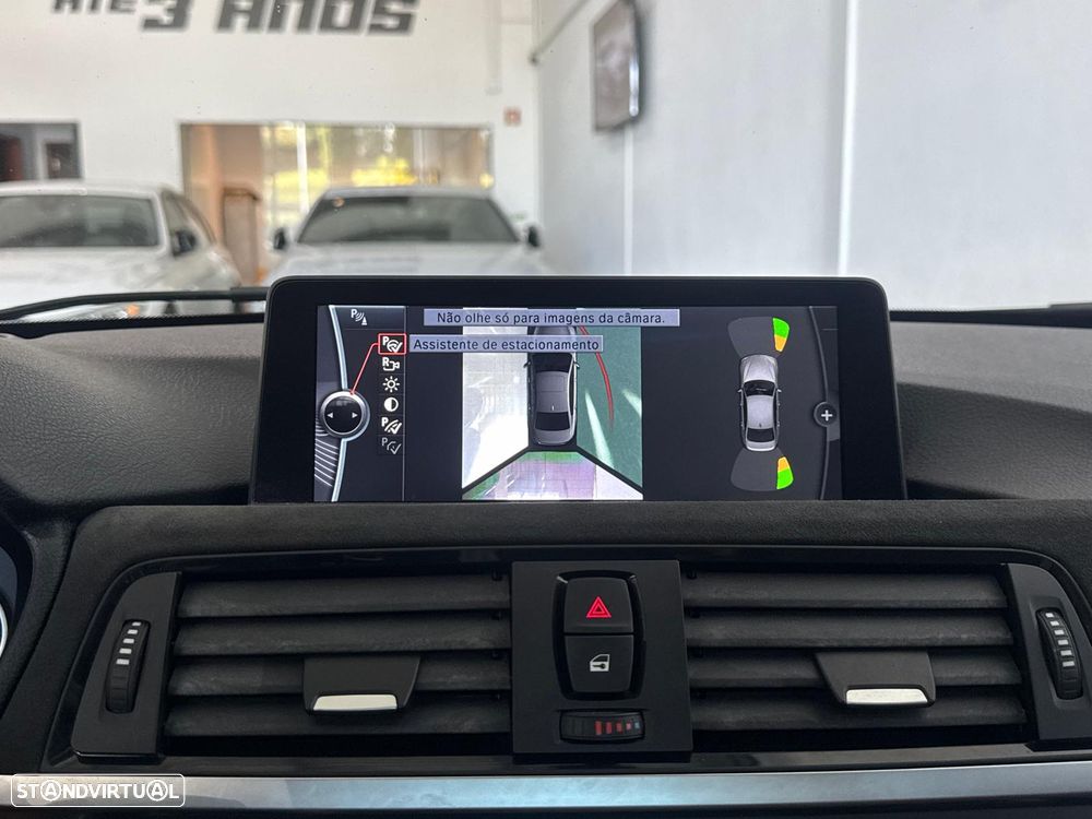 BMW 328 i Auto Pack M - 38