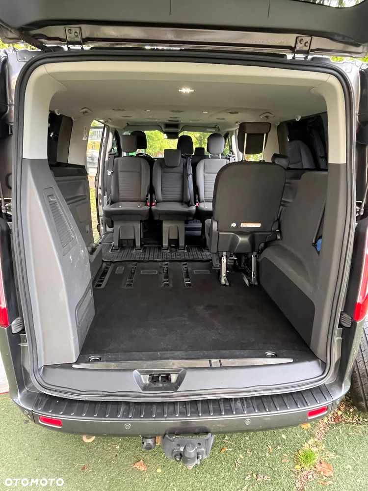 Ford Tourneo Custom - 7