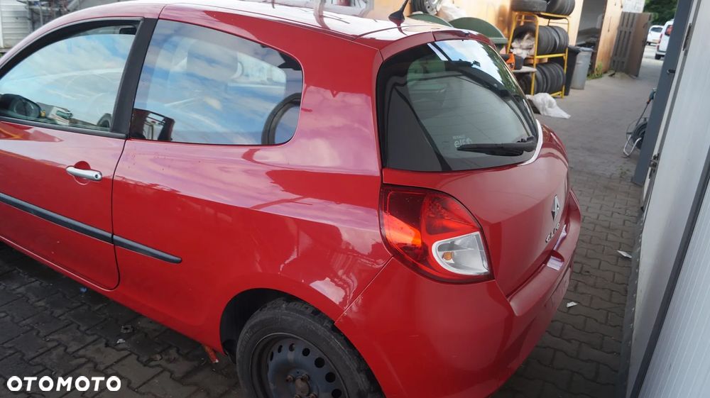 Renault Clio 1.2 16V Alize Euro5 - 5