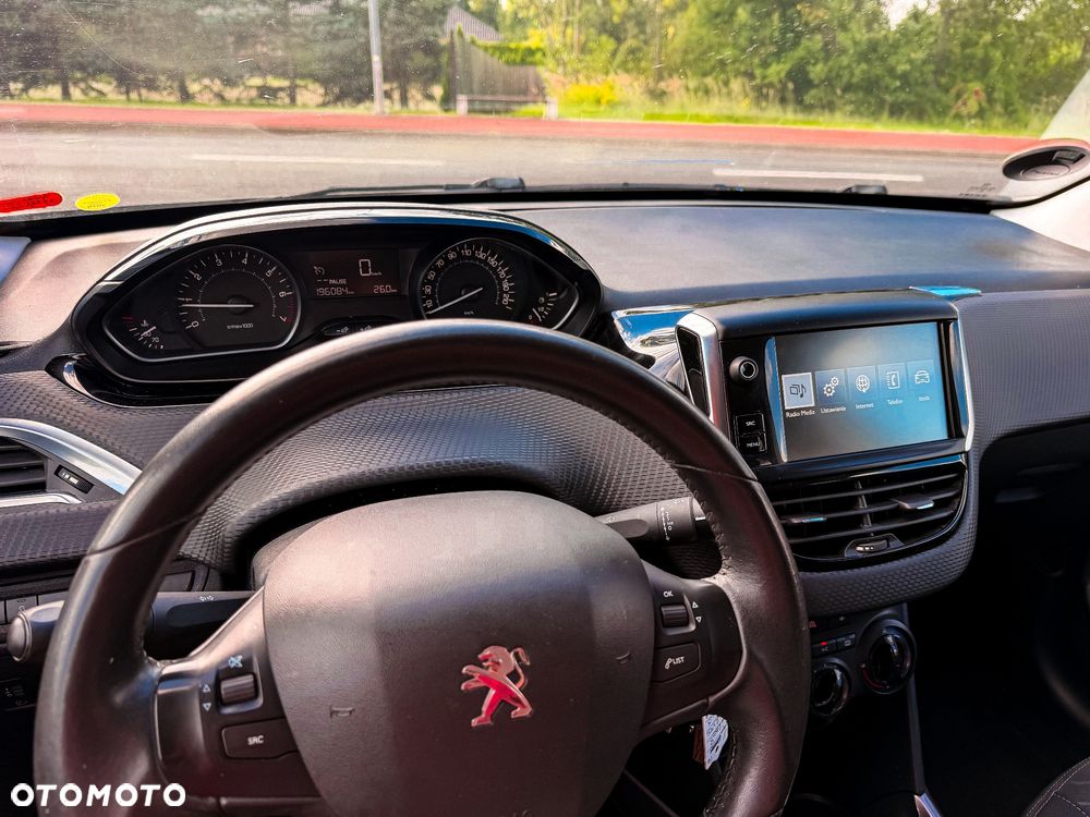 Peugeot 2008 PureTech 82 Style - 32