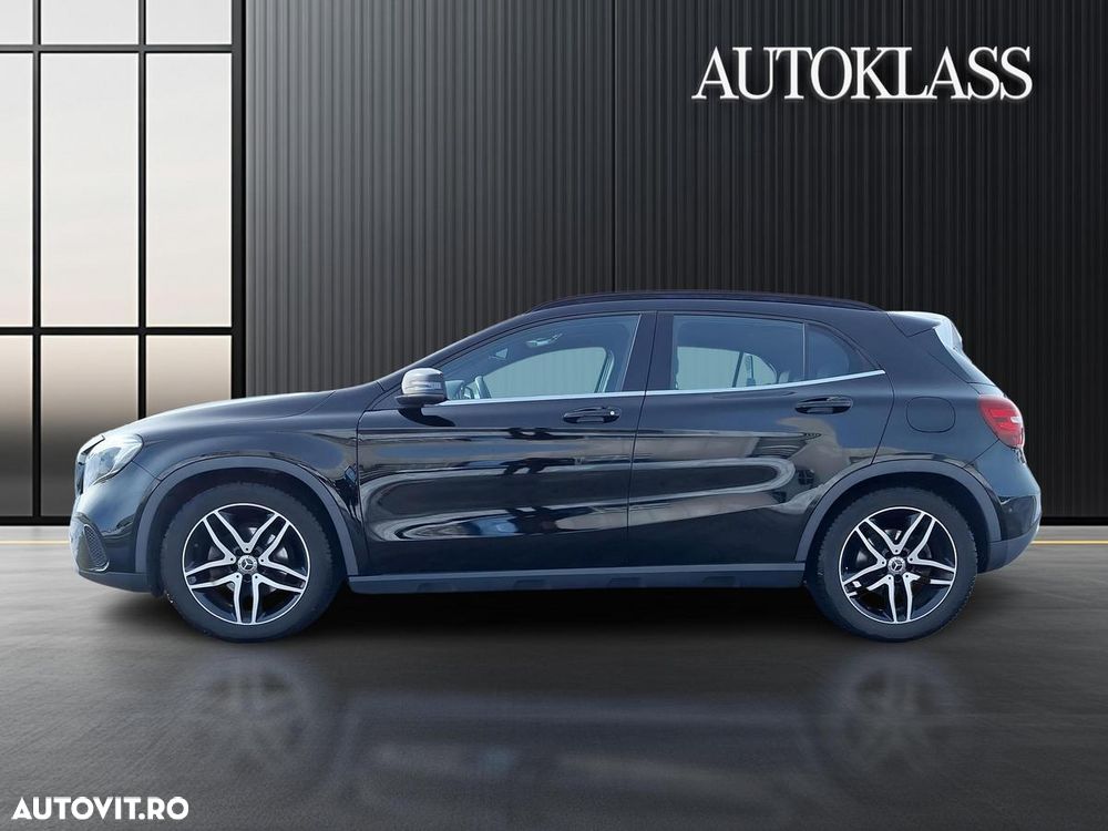 Mercedes-Benz GLA 200 d 4MATIC 7G-DCT Style - 3