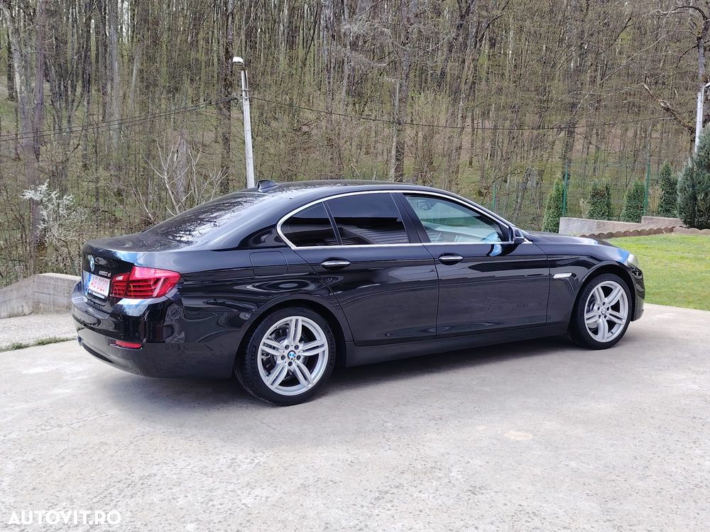 BMW Seria 5 520d xDrive Aut. Luxury Line - 7