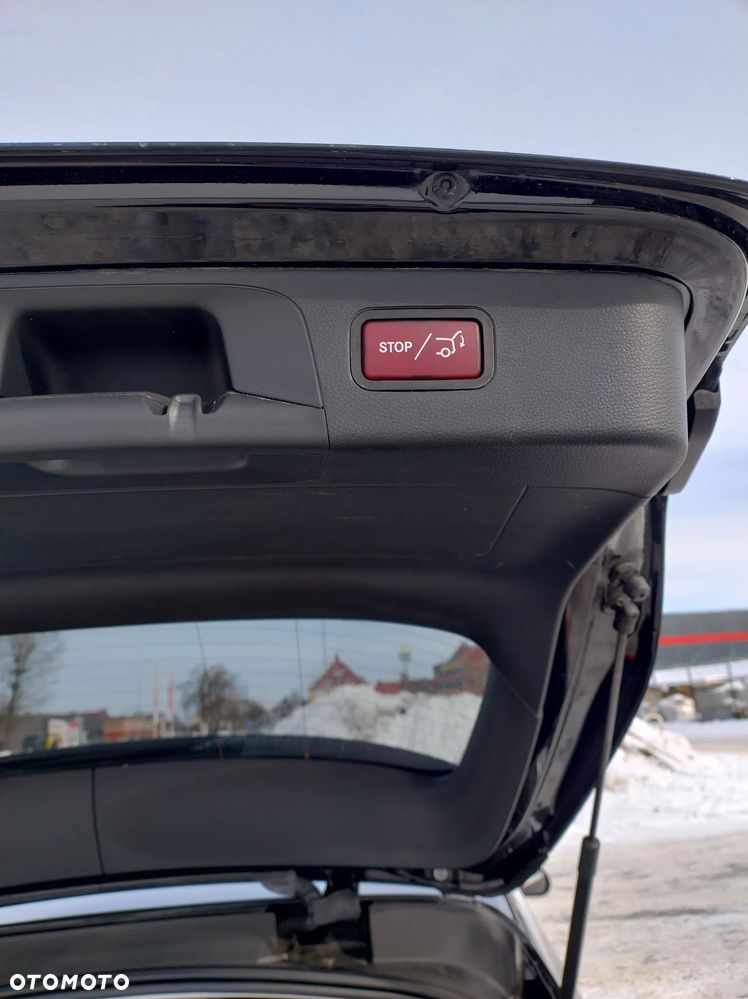 Mercedes-Benz GLC - 15