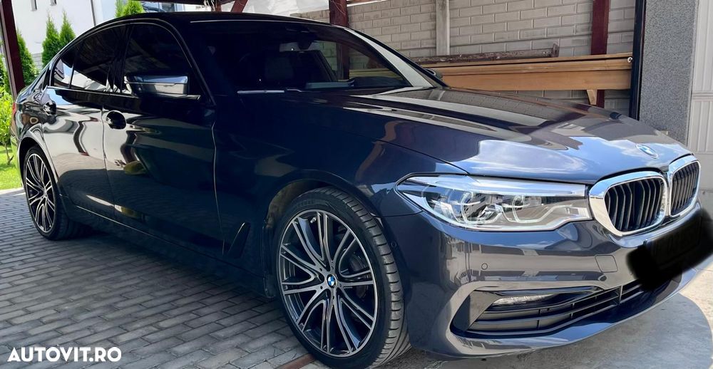 BMW Seria 5 520i AT - 9