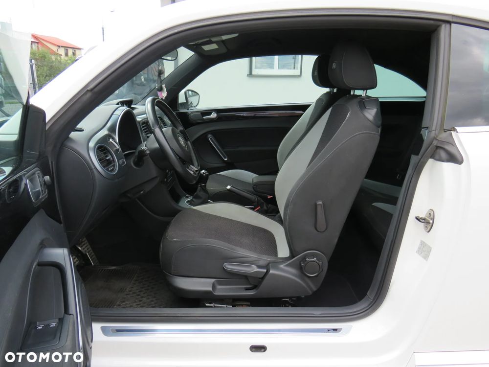 Volkswagen Beetle 2.0 TDI - 26