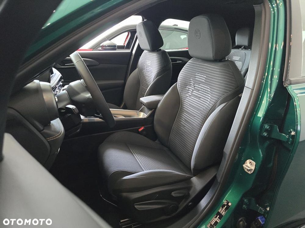 Alfa Romeo Tonale 1.5 T4 GSE mHEV Sprint DCT - 12