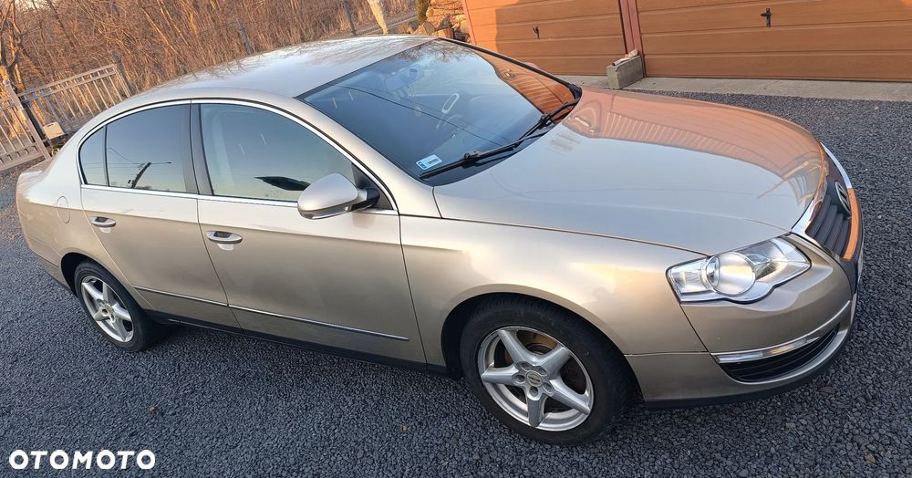 Volkswagen Passat 2.0 TDI 4Motion Comfortline - 1