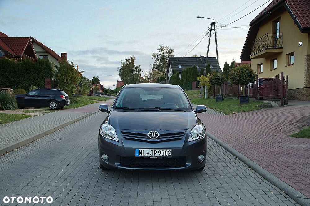 Toyota Auris 1.6 Comfort - 10