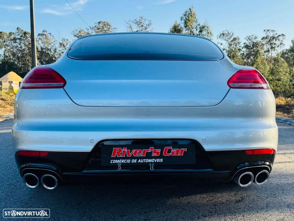 Porsche Panamera Platinum Edition - 11