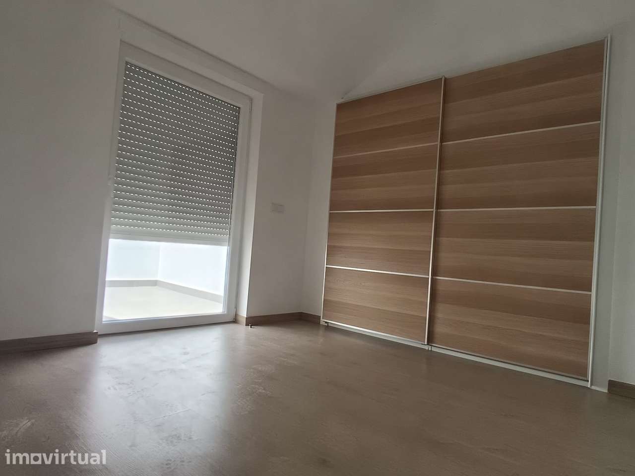 Excelente apartamento T4 grande c/novo no Barreiro junto rio - Grande imagem: 3/8