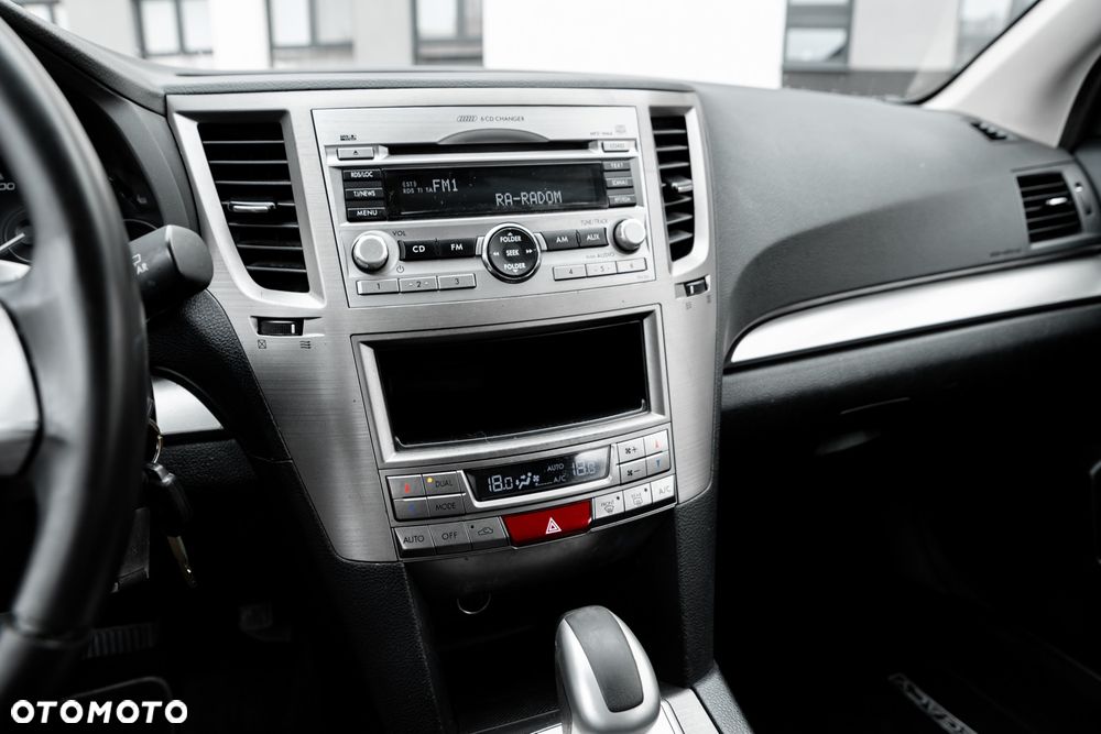 Subaru Legacy 2.0i Lineartronic Active - 33