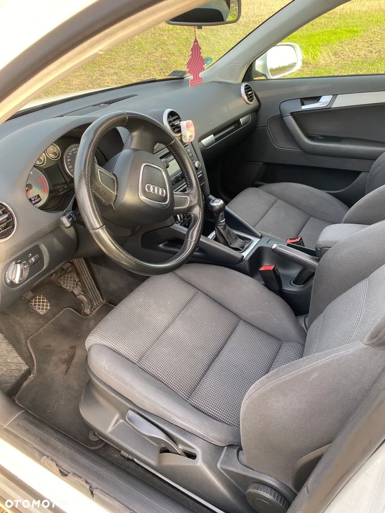 Audi A3 Sportback 2.0 TDI DPF Ambition - 6