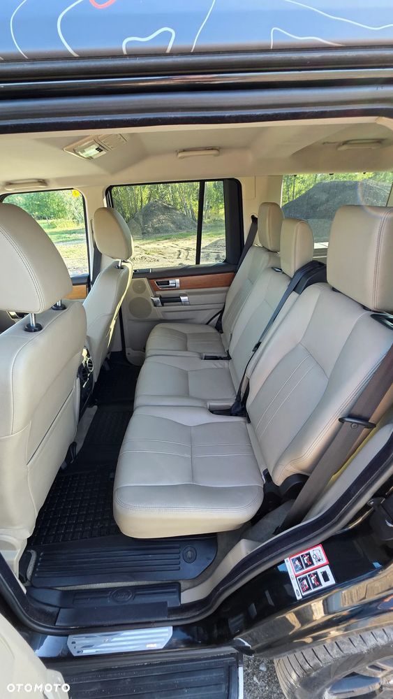 Land Rover Discovery - 16