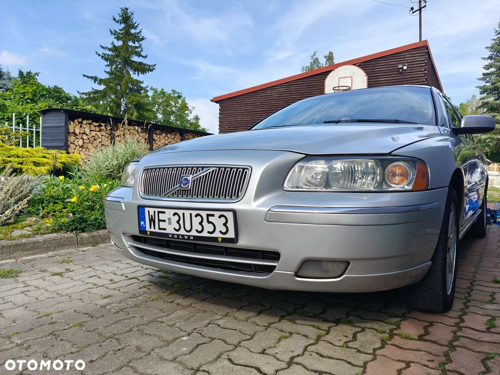 Volvo V70 2.5T Kinetic - 2