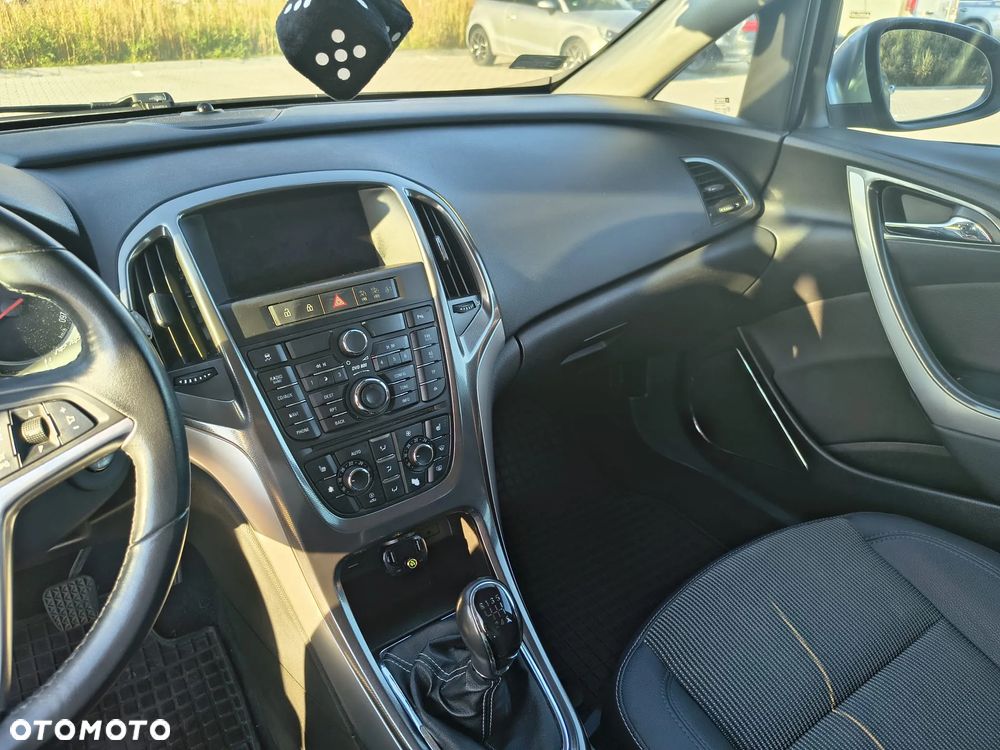 Opel Astra 1.4 Turbo Cosmo - 15