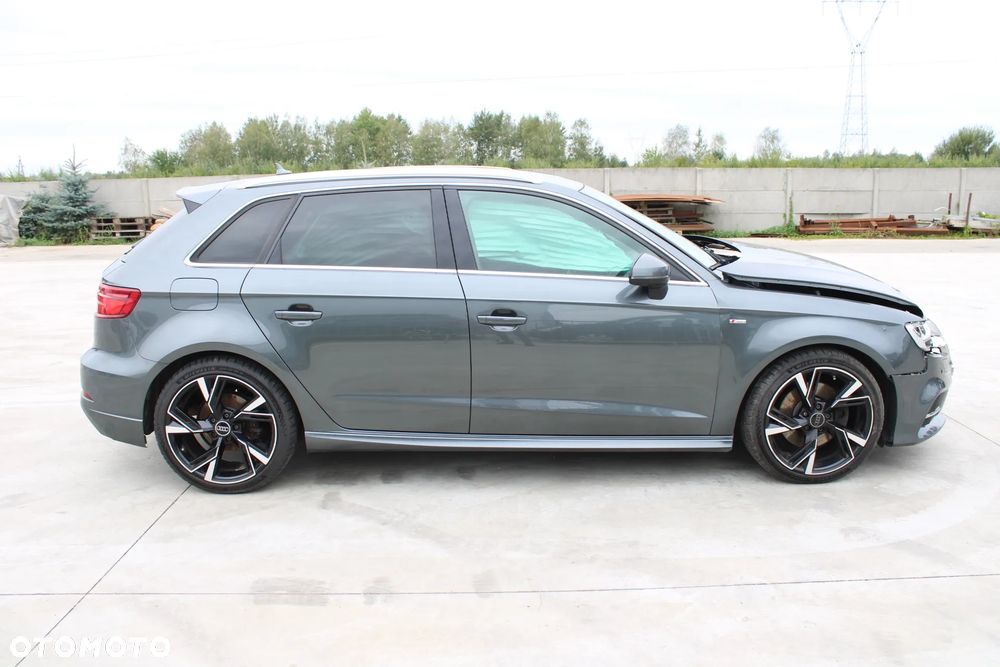 Audi A3 Sportback 2.0 TFSI quattro S tronic design - 4