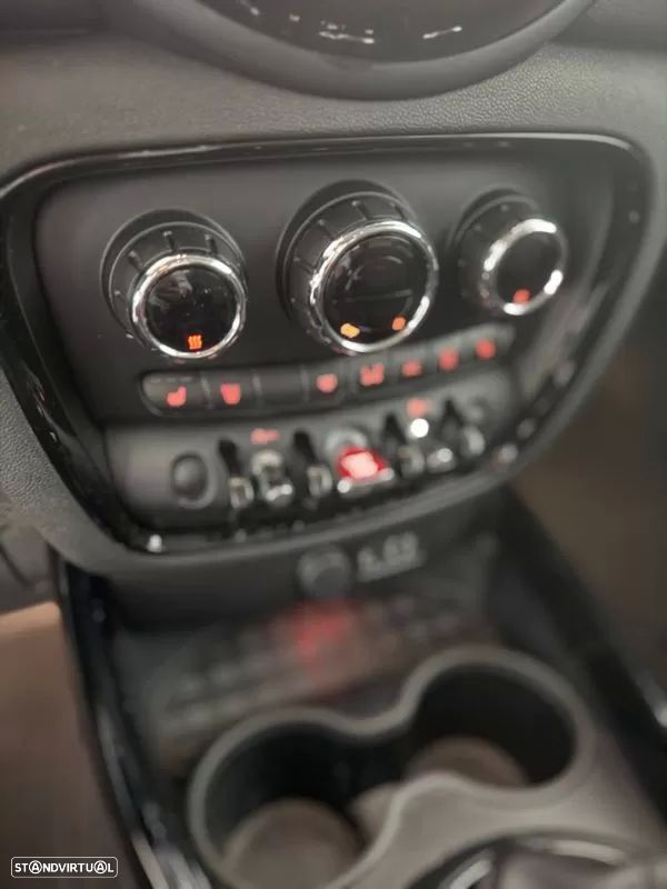 MINI Clubman One - 11