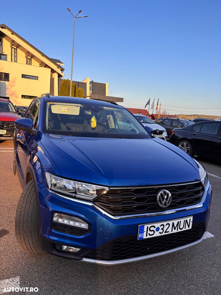 Volkswagen T-Roc - 10