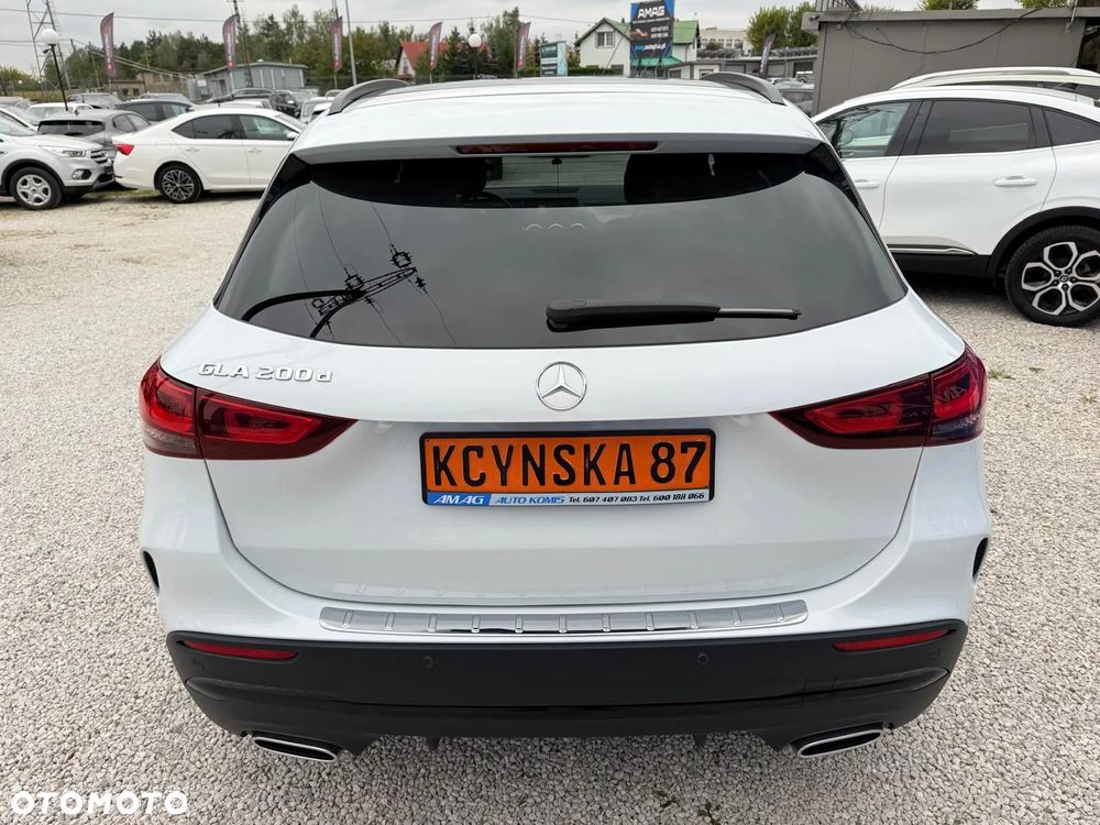 Mercedes-Benz GLA 200 d AMG Line - 7
