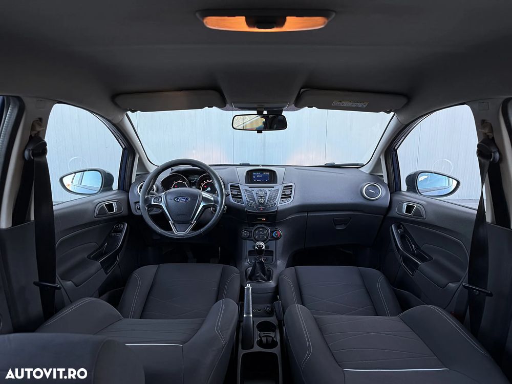 Ford Fiesta 1.5 TDCi Ambiente - 5