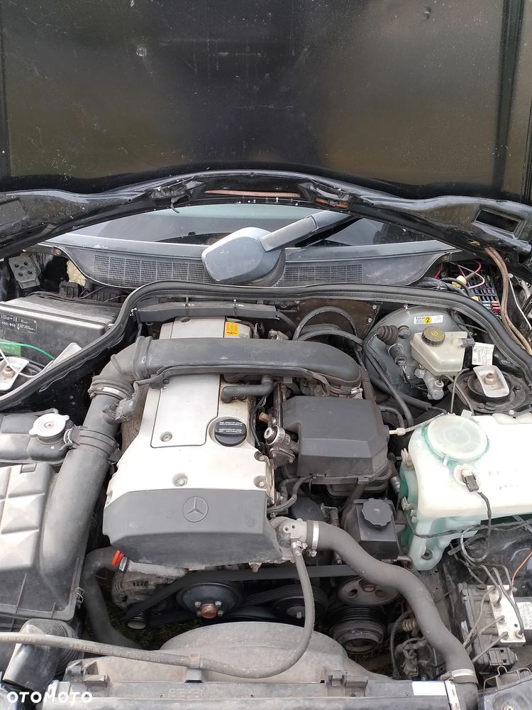 Mercedes-Benz W201 (190) - 5