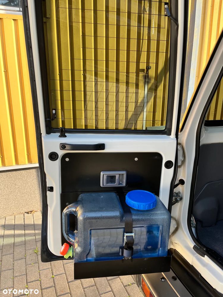 Toyota Land Cruiser - 13